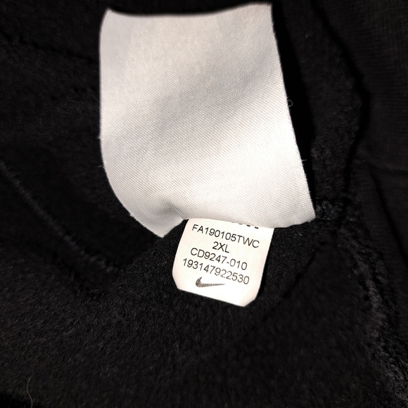 Nike pull over Sweater - Picture 8 of 12
